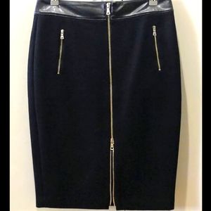 🔥Ann Taylor Black Pencil Skirt Sz 8